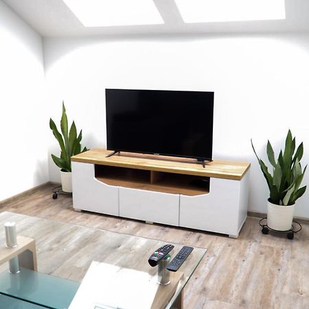 Apartament Przy Malej Panwi "I" Opole Exterior photo